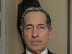 Non ho alcun problema personale con Trump, chiamo il suo “autoritarismo”