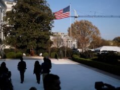 La corte d’appello degli Stati Uniti proroga la scadenza per fermare la costruzione della sala da ballo della Casa Bianca
