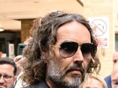Guarda: Russell Brand afferma che andare a letto con una ragazza di 16 anni all’età di 30 anni è stato “sfruttativo”