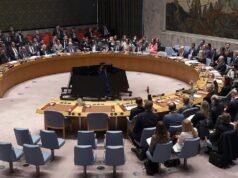 Russia e Cina pongono il veto alla risoluzione Onu sulla riapertura dello Stretto di Hormuz, poche ore prima della scadenza di Trump