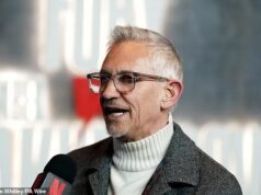 Gary Lineker punta un’altra frecciatina alla BBC sulla Coppa del Mondo “Work from Home” mentre parla del suo programma Netflix da 14 milioni di sterline – e dice di non sapere perché Jose Mourinho non gli parla più