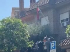 L’immagine che mostra la follia dell’esperimento socialista spagnolo di concedere l’amnistia a 500.000 migranti clandestini – almeno: IAN GALLAGHER