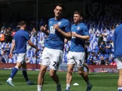 L’ultima giornata del campionato IN DIRETTA: ultimo punteggio e aggiornamenti mentre l’Ipswich prende il comando iniziale sul QPR, il Wrexham segue il Middlesbrough mentre il Millwall lotta per raggiungere la Premier League