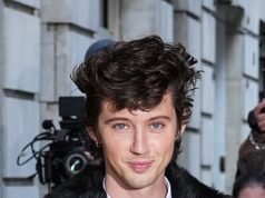 Troye Sivan affronta l’ira di Anna Wintour mentre commette un enorme errore sul tappeto rosso del Met Gala 2026