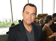 Danny Dyer rivela di avere una scena di nudo “completamente frontale” nella seconda serie di Rivals – e prende in giro la sua virilità mentre scherza “è una ripresa notturna e avevo freddo”