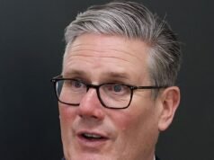 I mercati si spaventano per l’anarchia a Downing Street con il governo paralizzato e i reali coinvolti nella preoccupazione per il discorso di King – mentre Wes Streeting organizza colloqui di resa dei conti con il Primo Ministro OGGI
