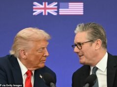 Trump afferma che sarà “difficile” per Keir Starmer sopravvivere politicamente se non si occuperà di immigrazione e politica energetica