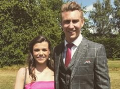 La star internazionale del rugby ha il cuore spezzato quando il matrimonio con la sua fidanzata d’infanzia fallisce e la moglie va a vivere con il suo caro amico