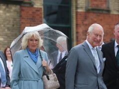 Il re Carlo e la regina Camilla ricevono un caloroso benvenuto mentre visitano Belfast il primo giorno del viaggio di tre giorni nell’Irlanda del Nord