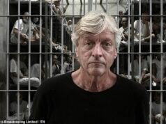 “Tutti moriranno in questa prigione… è una morte vivente”: Richard Madeley ha un raro accesso alla brutale mega-prigione di El Salvador mentre si trova faccia a faccia con i membri di bande di omicidi di massa