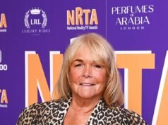 Linda Robson, 68 anni, rivela di essere quasi morta dopo aver subito un importante intervento chirurgico al pancreas ed è rimasta “pietrificata” mentre trascorreva 10 giorni in terapia intensiva