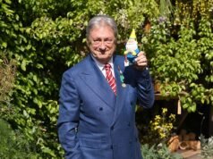 Alan Titchmarsh acquista una casa di lusso con cinque letti da 2,6 milioni di sterline dal vincitore di Omaze che l’ha ottenuta al prezzo di un biglietto della lotteria di £ 10