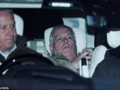 La polizia che indaga su Andrew Mountbatten-Windsor per “reati sessuali” cercherà i file della defunta accusatrice Virginia Giuffre