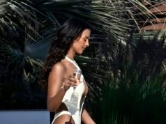 Maya Jama di Love Island è incredibile in un costume da bagno con perizoma ritagliato mentre mostra il tatuaggio che dice “ferire” dopo che il suo ex è stato accusato di aver mandato messaggi ad altre donne durante la loro relazione
