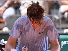 Jannik Sinner nella tempesta di ‘heat cheat’ agli Open di Francia: il numero 1 del mondo viene eliminato – dopo essere stato accusato di usare tattiche disoneste per sfuggire all’ondata di caldo di 32°C di Parigi