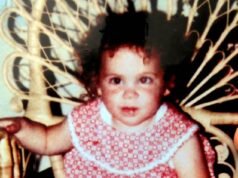 La furia della famiglia in quanto il “truffatore” statunitense arriverà in Gran Bretagna la prossima settimana nel tentativo di “dimostrare” che si tratta di una bambina scomparsa 45 anni fa