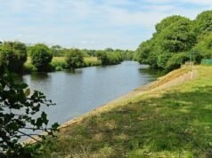 Cerca il ragazzo di 11 anni scomparso nel fiume nel South Yorkshire