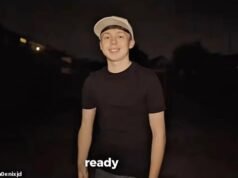 Il rapper di TikTok Phoenix JD rivela di essere il figlio dell’iconica star della boyband dei 911 – mentre prende in giro la musica di suo padre sostenendo che è “s**t”