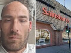 Il lavoratore di un supermercato nel Regno Unito è stato licenziato per aver affrontato per ore un prolifico ladro dopo aver eseguito la RCP sulla guardia di sicurezza del negozio