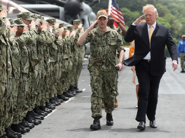 2019-05-28T042720Z_966337166_RC1B7DA03490_RTRMADP_3_JAPAN-USA-TRUMP-NAVY-1772540852.jpg