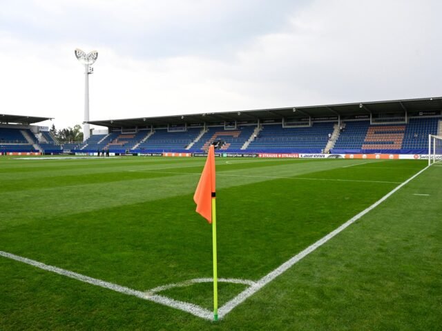 2022-09-08T153136Z_1952261885_UP1EI98174MLI_RTRMADP_3_SOCCER-EUROPACONF-1FC-PBE-REPORT-1779265599.jpg