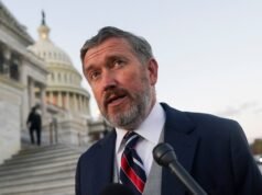 La corsa a Massie batte il record di spesa mentre i gruppi filo-israeliani prendono di mira i critici di Trump