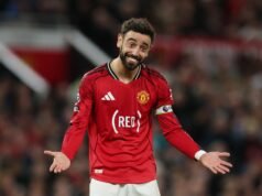 Fernandes del Man Utd trionfa sull’Arsenal vincendo il premio di miglior giocatore della stagione della Premier League