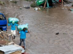 Inondazioni e frane uccidono almeno 18 persone in Kenya