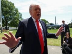 Trump afferma che la Marina americana agisce “come pirati” per imporre il blocco all’Iran