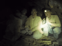 La gioia del salvataggio in una grotta del Laos lascia il posto alla caccia a due abitanti del villaggio scomparsi