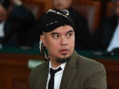Ahmad Dhani sospetta che ci siano partiti che vogliono metterlo a tacere dopo aver pubblicato prove del passato