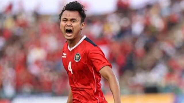 645f5b4be3aee-selebrasi-komang-teguh-usai-bobol-gawang-vietnam-di-semifinal-sea-games-2023_1265_711.jpg