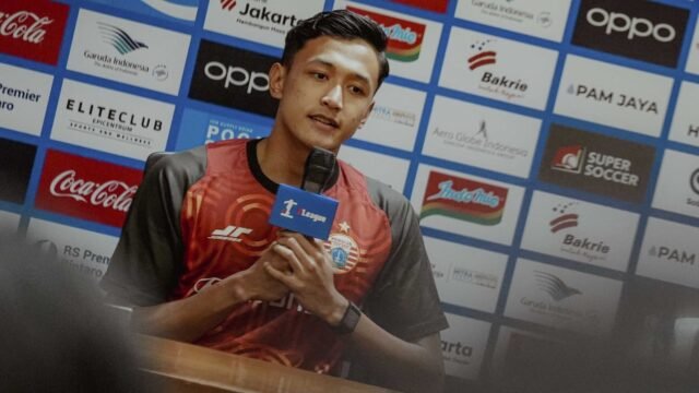69732d8acde48-bek-kiri-persija-dony-tri-pamungkas_1265_711.jpg