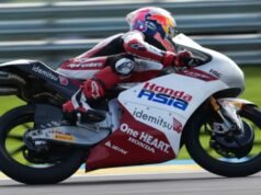 Veda Ega è stato superato da un gruppo, sceso al 21° posto nel GP d’Italia Moto3