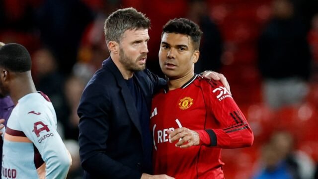 69f01db9355a7-casemiro-menangis_gemini_1265_711.jpg