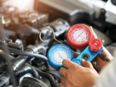 Costo completo del servizio AC dell’auto, a partire dal riempimento con freon fino alla sostituzione del compressore