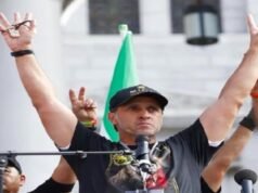 Un tribunale iraniano sequestra proprietà legate alla leggenda del calcio Ali Karimi
