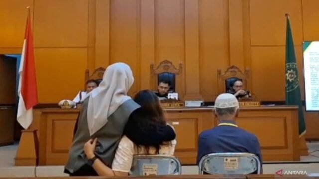 6a01e89bf1ade-istri-dari-almarhum-seorang-kepala-cabang-kacab-bank-di-jakarta-berinisial-mip-37-yakni-puspita-aulia_gemini_1265_711.jpg