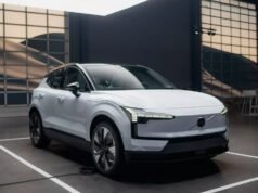 Volvo prepara una nuova auto elettrica economica