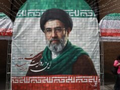 Si dice che Mojtaba Khamenei abbia subito 3 operazioni mentre aspettava una protesi alla gamba