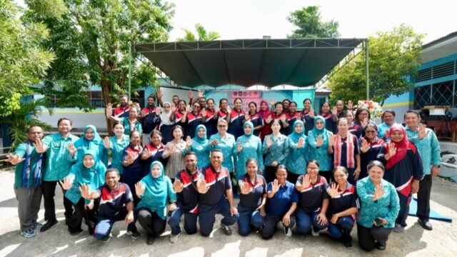 6a103819cfc4f-ketum-tp-pkk-dorong-pelajar-alor-manfaatkan-ckg-sebagai-investasi-masa-depan_gemini_1265_711.jpg