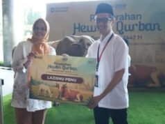 Realizzando lo spirito di condivisione su Idul Adha, TelkomGroup distribuisce 910 animali sacrificali