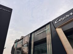 Nuovi concessionari di automobili continuano ad apparire a Jabodetabek