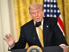 Trump afferma che ha avuto “ottimi colloqui” con l’Iran mentre Teheran esamina la proposta americana