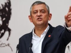 La corte turca ha deposto il leader del principale partito di opposizione