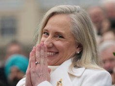 La governatrice democratica Abigail Spanberger ha dimostrato di non essere centrista ma di sinistra radicale