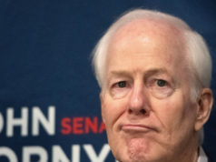I donatori democratici e anti-Trump inondano di denaro la campagna di John Cornyn dopo che Trump ha appoggiato Ken Paxton