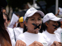 Donna venezuelana colpita da ictus dopo che il regime si è rifiutato di liberare il figlio prigioniero politico