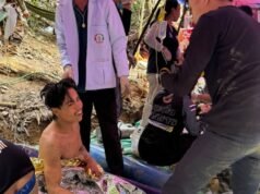 I soccorritori liberano altri quattro uomini dalla grotta allagata del Laos, due ancora dispersi