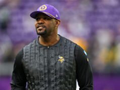 La Corte Suprema degli Stati Uniti respinge la proposta della NFL di intervenire nel caso di discriminazione razziale dell’allenatore Brian Flores